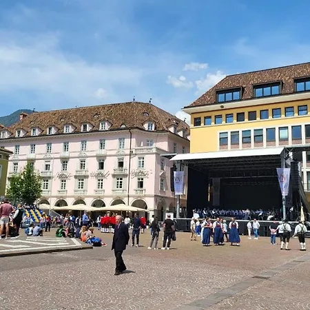 Dolomiti 1 Center Wi-fi Ac 公寓 博尔扎诺